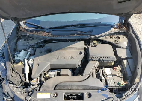 2015 Nissan Altima 2.5 из США, поврежденный, VIN 1N4AL3AP1FC586830